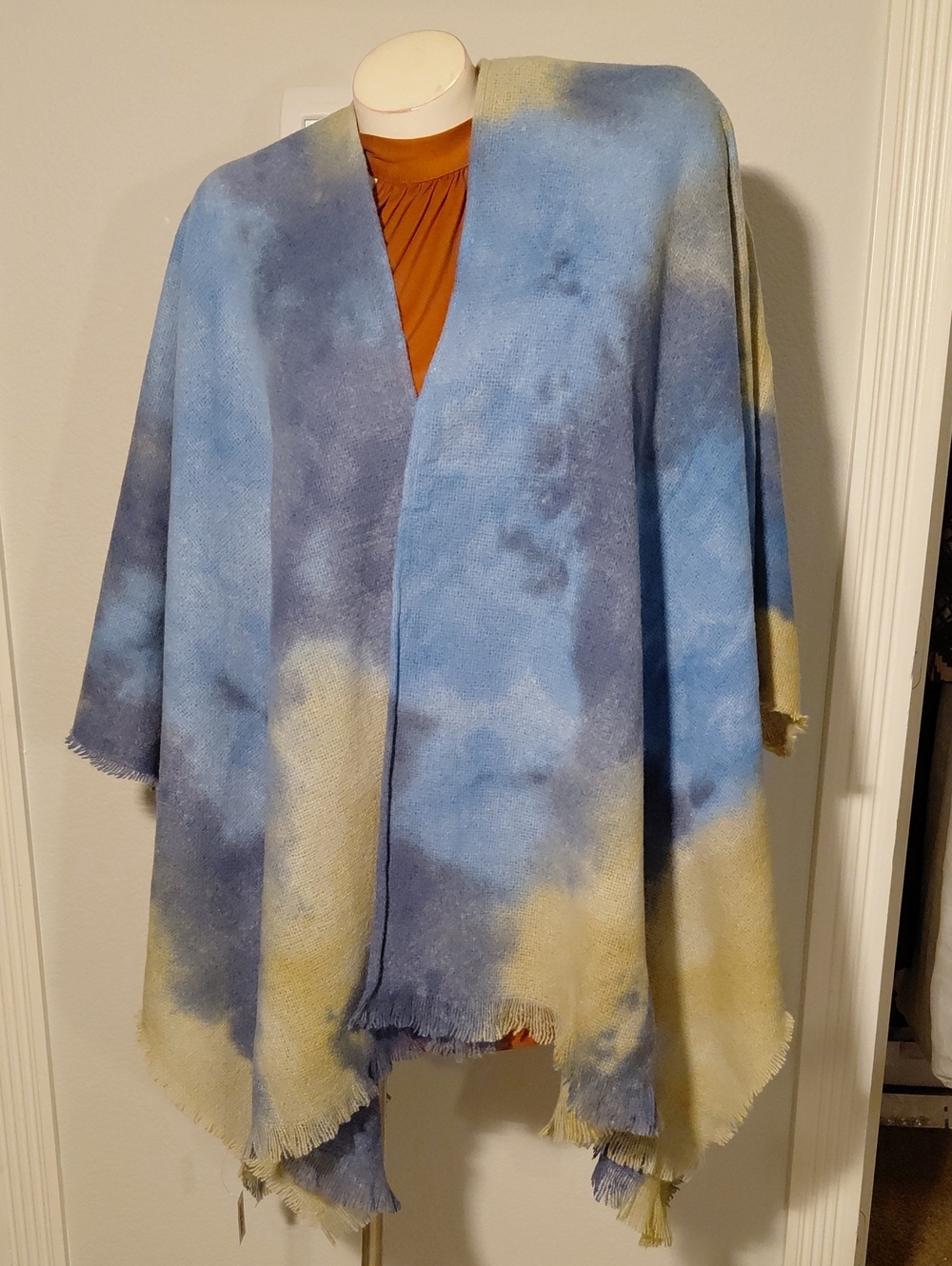 Women's Blue & Cream Open Front Poncho Wrap